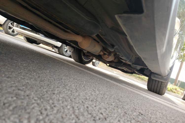 Used Haval H2 2014 1.5T Manual Two-Wheel Drive Elite Edition Chassis Rear Right