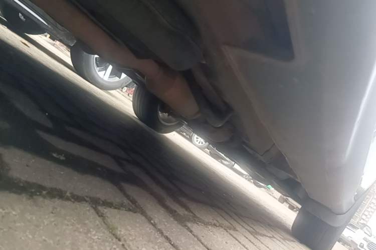 Used Haval H2 2014 1.5T Manual Two-Wheel Drive Elite Edition Chassis Rear Right