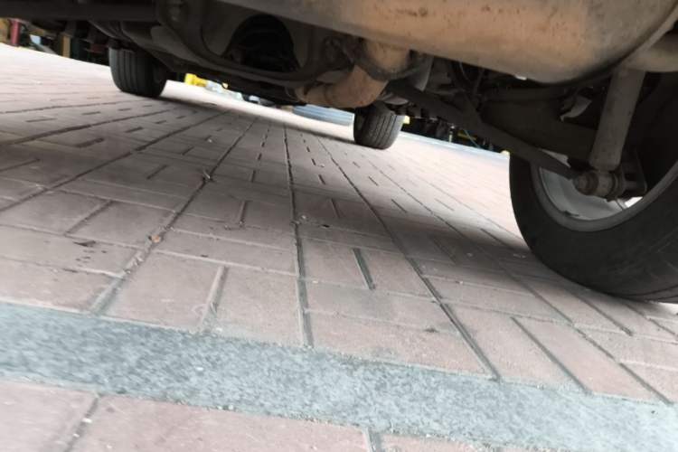Used Haval H2 2014 1.5T Manual Two-Wheel Drive Elite Edition Chassis Rear