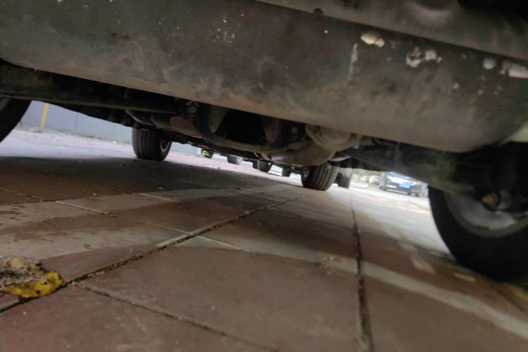 Used Haval H2 2014 1.5T Manual Two-Wheel Drive Elite Edition Chassis Rear