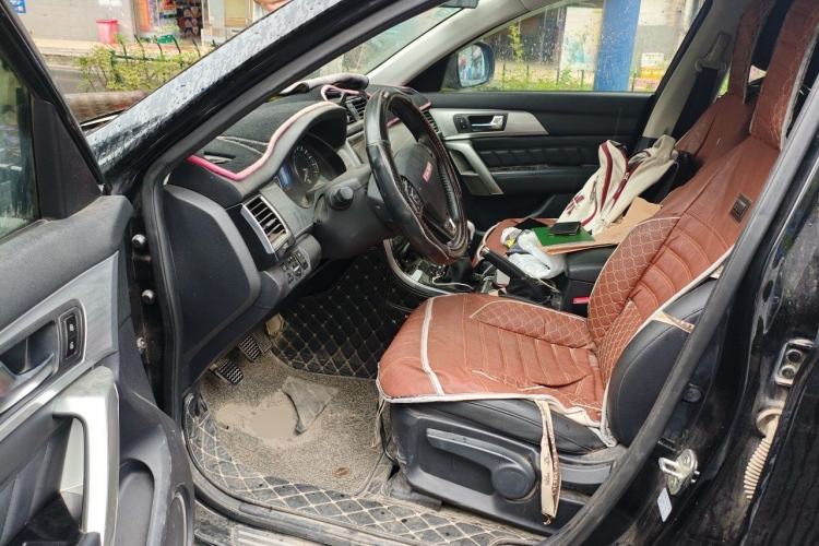 Used Haval H2 2014 1.5T Manual Two-Wheel Drive Elite Edition Driver Seat