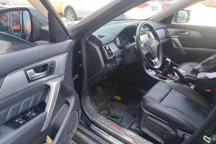 Used Haval H2 2014 1.5T Manual Two-Wheel Drive Elite Edition Driver Seat
