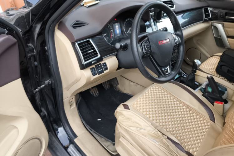 Used Haval H2 2014 1.5T Manual Two-Wheel Drive Elite Edition Driver Seat