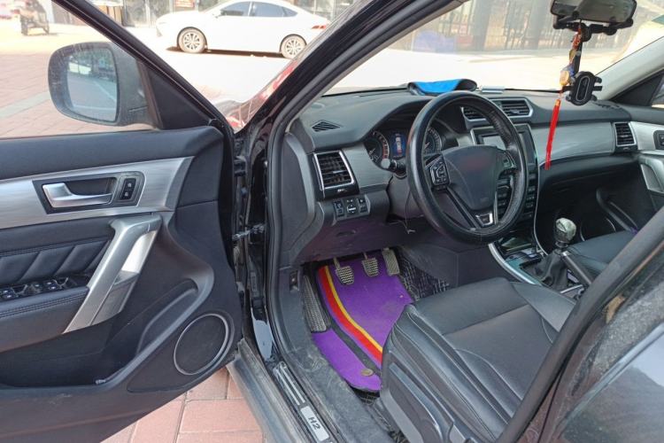 Used Haval H2 2014 1.5T Manual Two-Wheel Drive Elite Edition Driver Seat