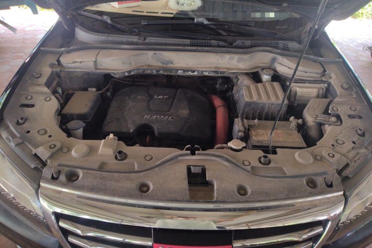 Used Haval H2 2014 1.5T Manual Two-Wheel Drive Elite Edition Engine Bay