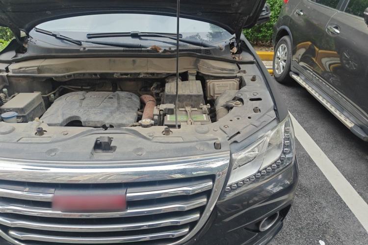 Used Haval H2 2014 1.5T Manual Two-Wheel Drive Prestige Edition Engine Bay Left