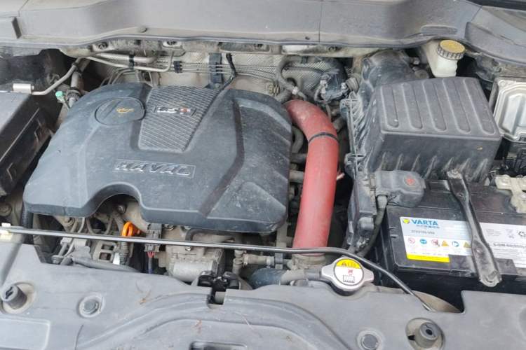 Used Haval H2 2014 1.5T Manual Two-Wheel Drive Elite Edition Engine Bay