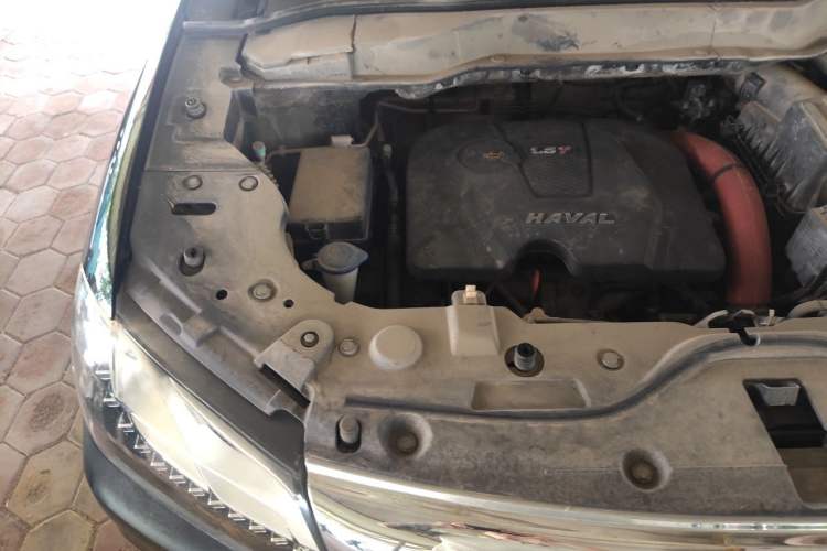Used Haval H2 2014 1.5T Manual Two-Wheel Drive Elite Edition Engine Bay Right