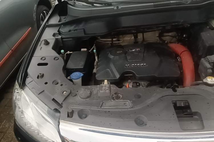 Used Haval H2 2014 1.5T Manual Two-Wheel Drive Elite Edition Engine Bay Right