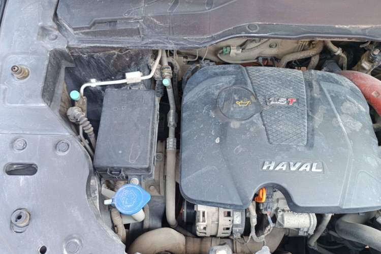 Used Haval H2 2014 1.5T Manual Two-Wheel Drive Elite Edition Engine Bay Right