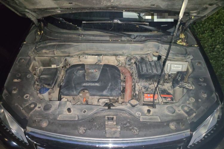 Used Haval H2 2014 1.5T Manual Two-Wheel Drive Elite Edition Engine Bay