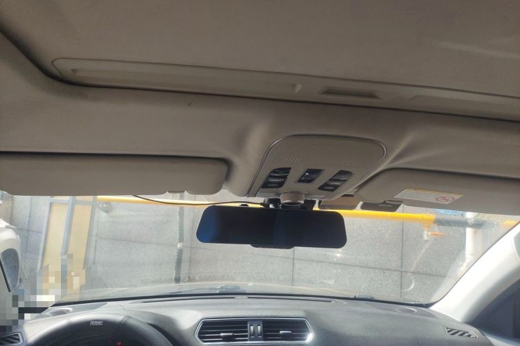 Used Haval H2 2014 1.5T Manual Two-Wheel Drive Elite Edition Headliner