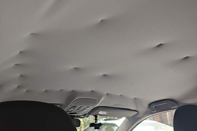 Used Haval H2 2014 1.5T Manual Two-Wheel Drive Elite Edition Headliner