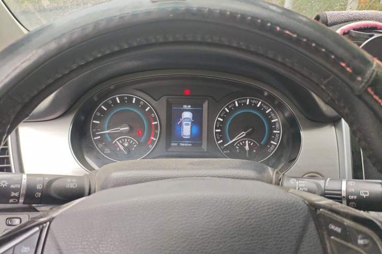 Used Haval H2 2014 1.5T Manual Two-Wheel Drive Elite Edition Instrument Cluster