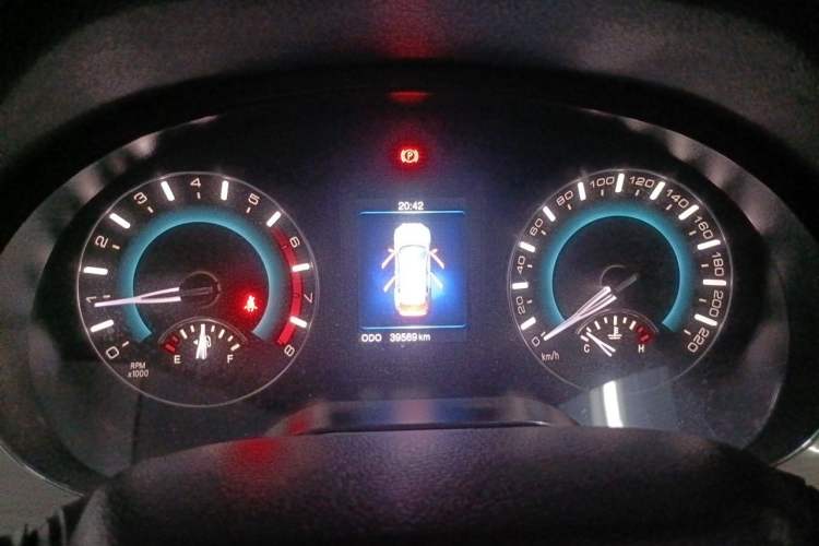 Used Haval H2 2014 1.5T Manual Two-Wheel Drive Elite Edition Instrument Cluster
