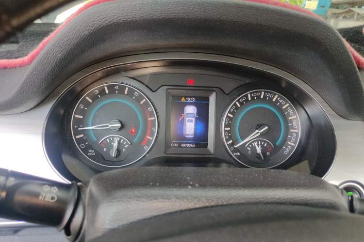Used Haval H2 2014 1.5T Manual Two-Wheel Drive Elite Edition Instrument Cluster
