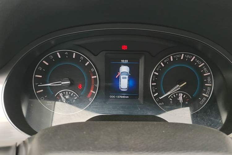Used Haval H2 2014 1.5T Manual Two-Wheel Drive Elite Edition Instrument Cluster
