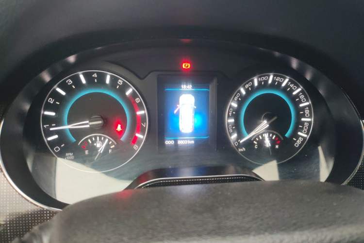 Used Haval H2 2014 1.5T Manual Two-Wheel Drive Elite Edition Instrument Cluster