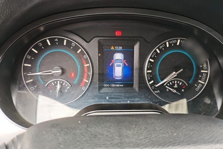 Used Haval H2 2014 1.5T Manual Two-Wheel Drive Elite Edition Instrument Cluster