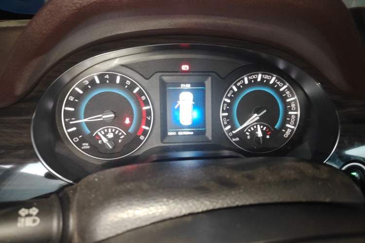 Used Haval H2 2014 1.5T Manual Two-Wheel Drive Elite Edition Instrument Cluster