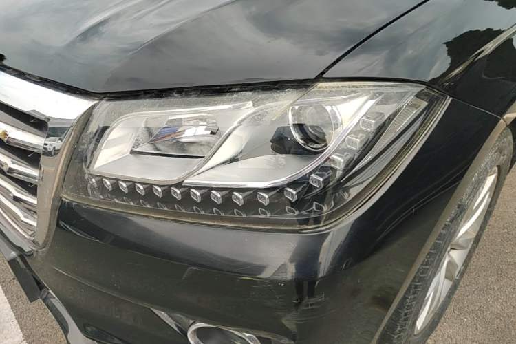 Used Haval H2 2014 1.5T Manual Two-Wheel Drive Elite Edition Left Front Headlight