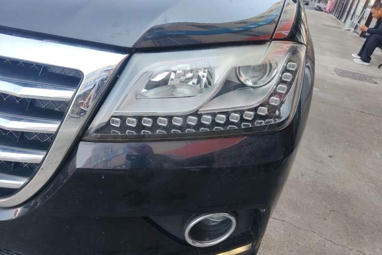 Used Haval H2 2014 1.5T Manual Two-Wheel Drive Elite Edition Left Front Headlight
