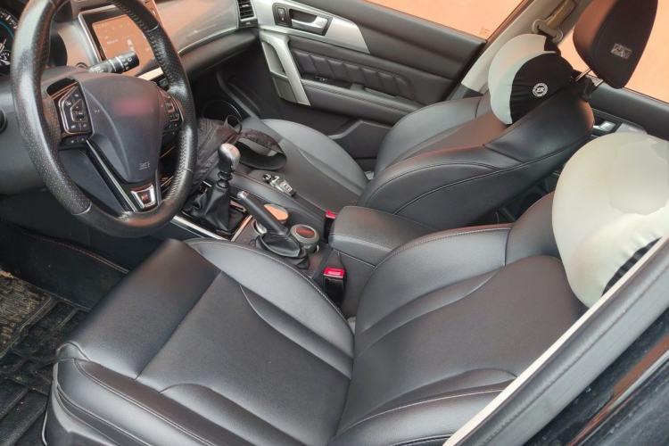 Used Haval H2 2014 1.5T Manual Two-Wheel Drive Elite Edition Left Front Seat