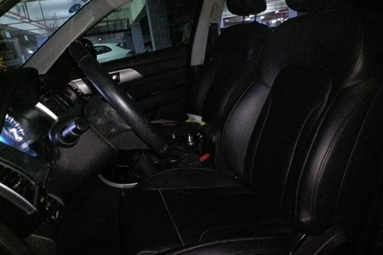 Used Haval H2 2014 1.5T Manual Two-Wheel Drive Prestige Edition Left Front Seat