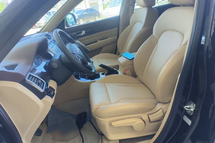 Used Haval H2 2014 1.5T Manual Two-Wheel Drive Elite Edition Left Front Seat
