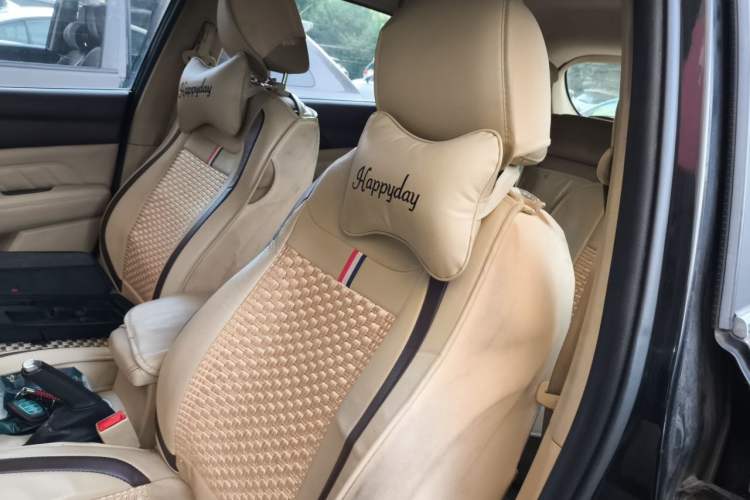 Used Haval H2 2014 1.5T Manual Two-Wheel Drive Elite Edition Left Front Seat