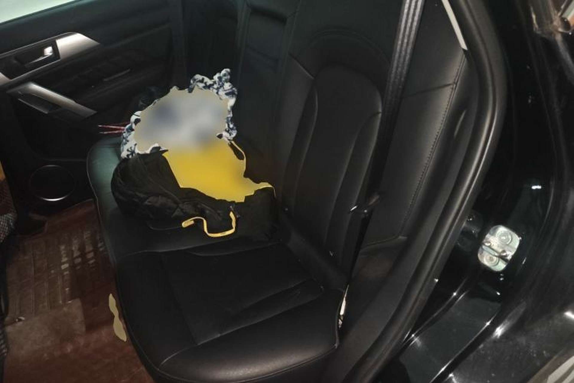 Used Haval H2 2014 1.5T Manual Two-Wheel Drive Elite Edition Left Rear Seat