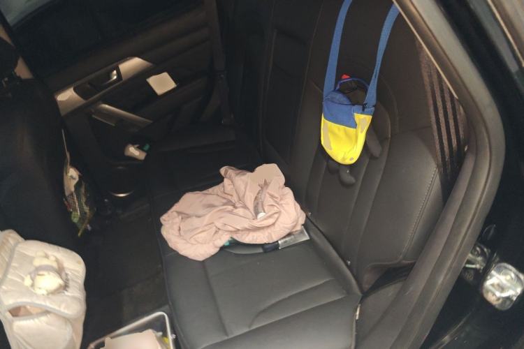 Used Haval H2 2014 1.5T Manual Two-Wheel Drive Elite Edition Left Rear Seat