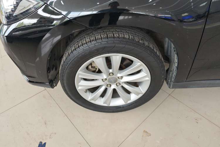 Used Haval H2 2014 1.5T Manual Two-Wheel Drive Elite Edition Left Rear Wheel Hub