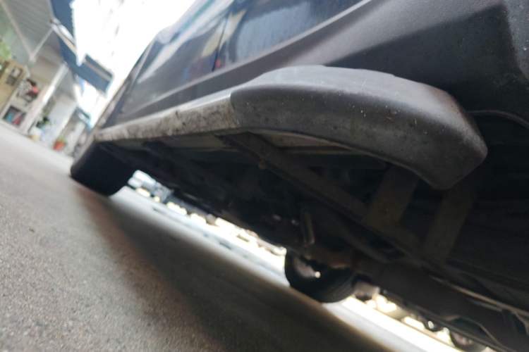 Used Haval H2 2014 1.5T Manual Two-Wheel Drive Elite Edition Left Side Sill