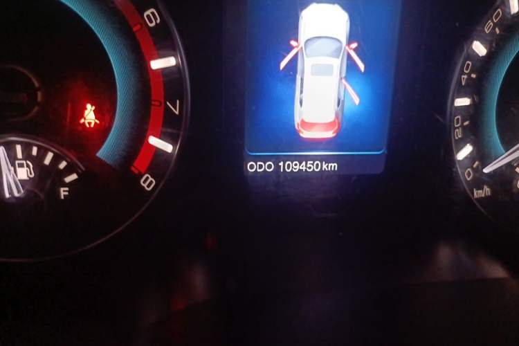 Used Haval H2 2014 1.5T Manual Two-Wheel Drive Prestige Edition Odometer Close Up