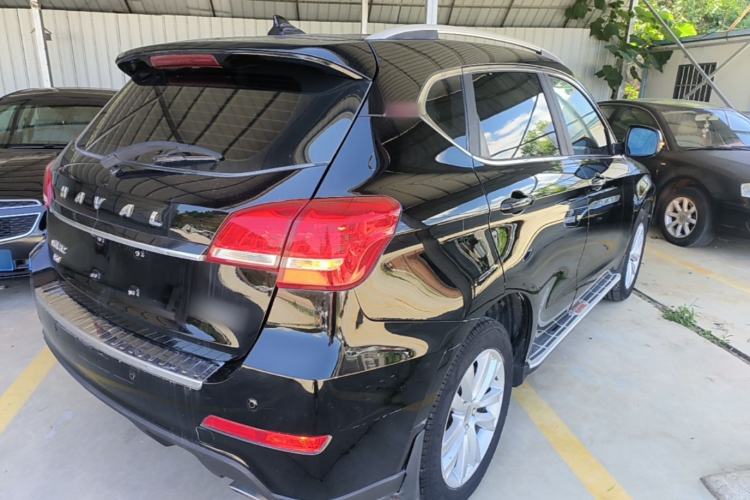 Used Haval H2 2014 1.5T Manual Two-Wheel Drive Elite Edition Rear Right 45 Deg