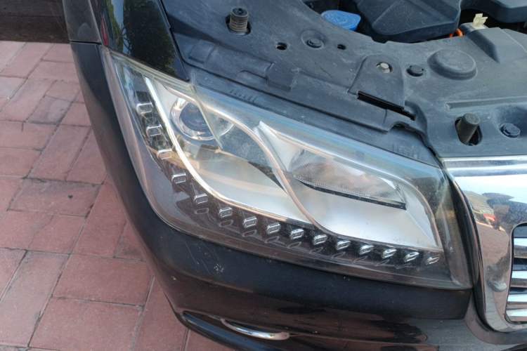 Used Haval H2 2014 1.5T Manual Two-Wheel Drive Elite Edition Right Front Headlight