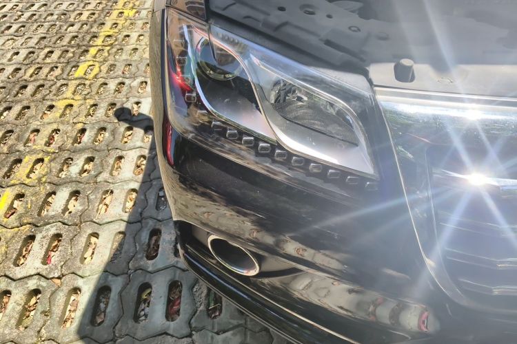 Used Haval H2 2014 1.5T Manual Two-Wheel Drive Elite Edition Right Front Headlight