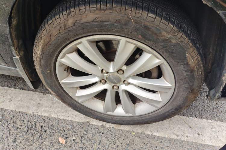 Used Haval H2 2014 1.5T Manual Two-Wheel Drive Elite Edition Right Front Wheel Hub