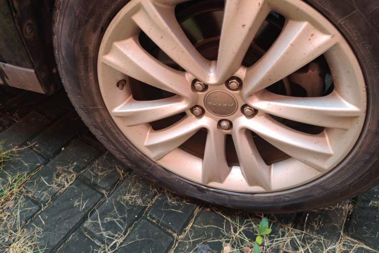 Used Haval H2 2014 1.5T Manual Two-Wheel Drive Elite Edition Right Front Wheel Hub