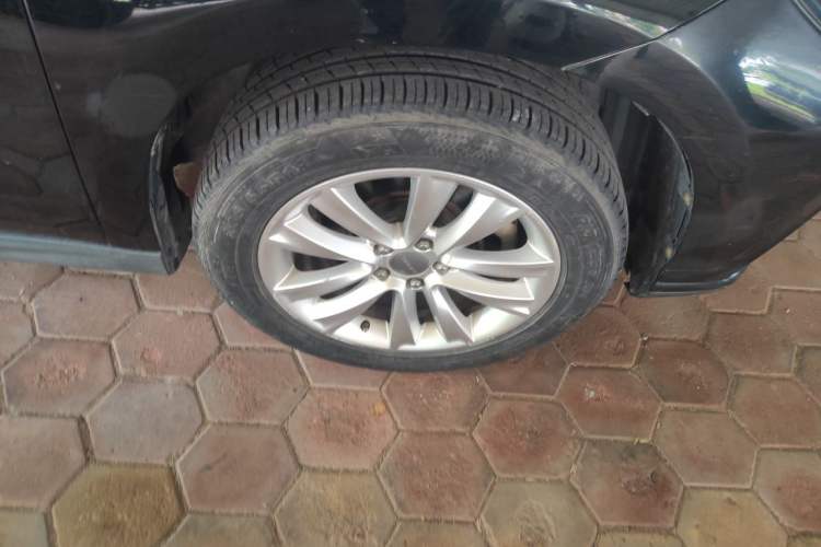Used Haval H2 2014 1.5T Manual Two-Wheel Drive Elite Edition Right Front Wheel Hub