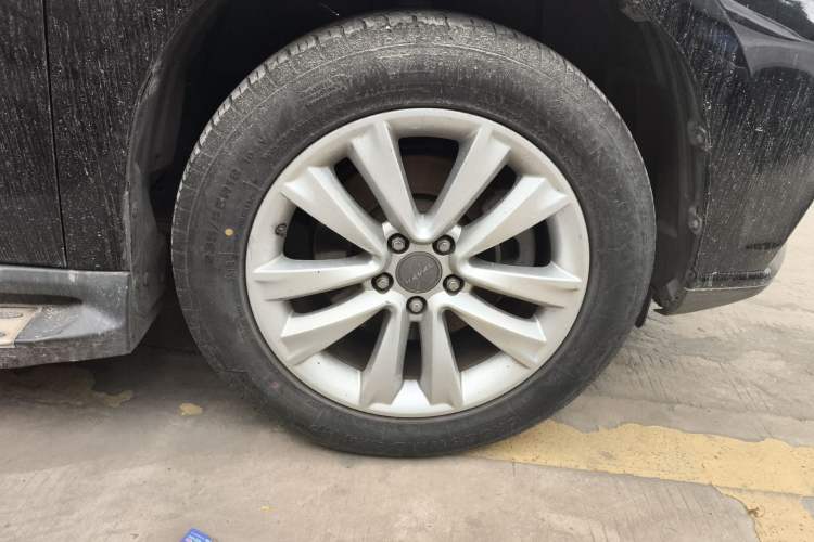 Used Haval H2 2014 1.5T Manual Two-Wheel Drive Elite Edition Right Front Wheel Hub