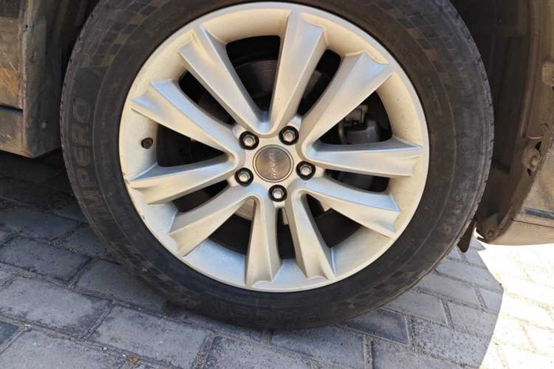 Used Haval H2 2014 1.5T Manual Two-Wheel Drive Prestige Edition Right Front Wheel Hub