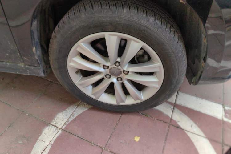 Used Haval H2 2014 1.5T Manual Two-Wheel Drive Elite Edition Right Front Wheel Hub