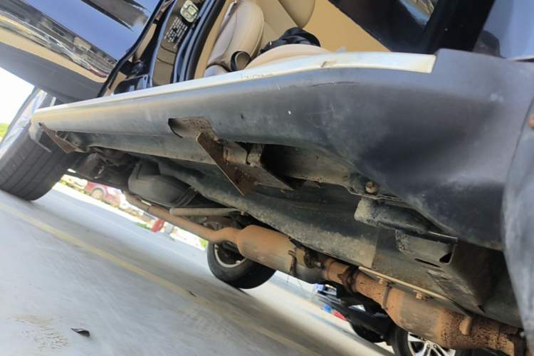 Used Haval H2 2014 1.5T Manual Two-Wheel Drive Elite Edition Right Side Sill
