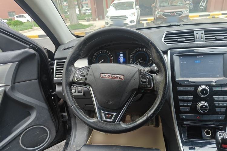 Used Haval H2 2014 1.5T Manual Two-Wheel Drive Prestige Edition Steering Wheel