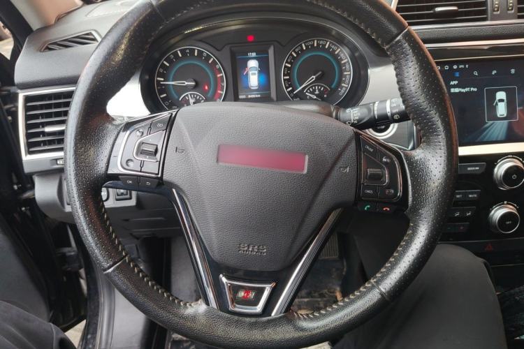 Used Haval H2 2014 1.5T Manual Two-Wheel Drive Elite Edition Steering Wheel