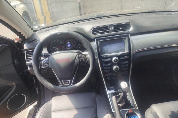 Used Haval H2 2014 1.5T Manual Two-Wheel Drive Elite Edition Steering Wheel