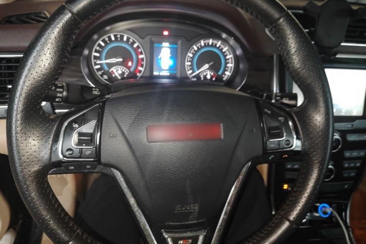 Used Haval H2 2014 1.5T Manual Two-Wheel Drive Elite Edition Steering Wheel