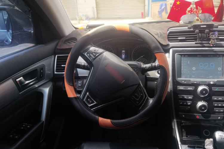 Used Haval H2 2014 1.5T Manual Two-Wheel Drive Elite Edition Steering Wheel